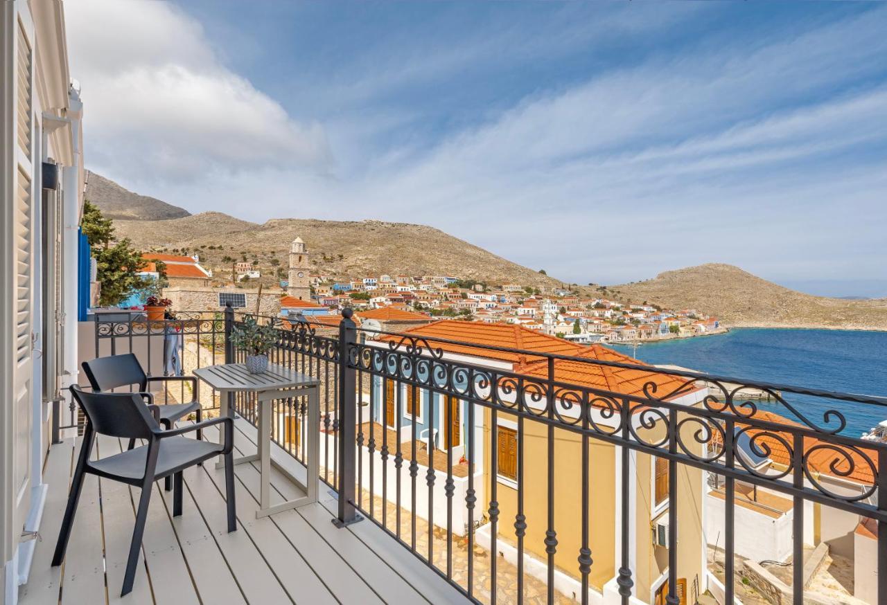 Chalki Sunrise Suites Extérieur photo